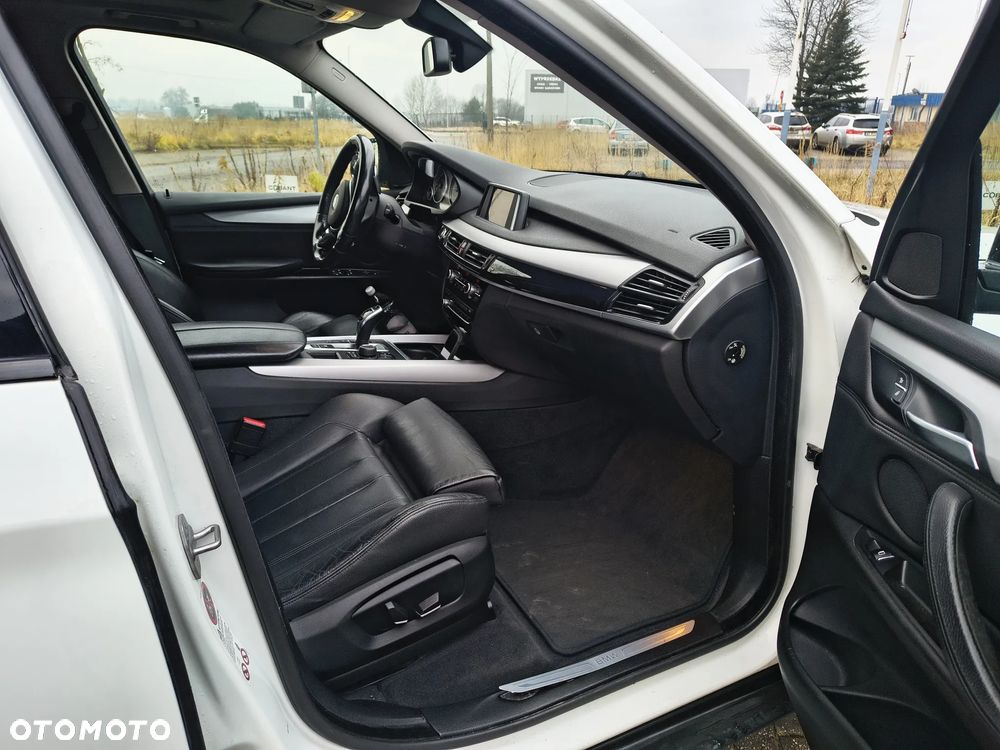 BMW X5 xDrive25d Sport-Aut - 10