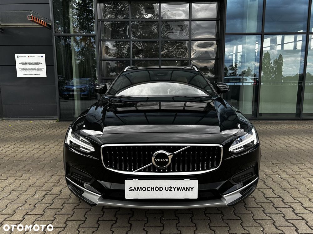 Volvo V90 Cross Country - 3