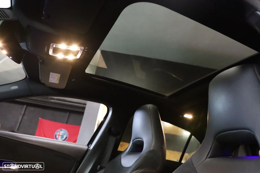 Mercedes-Benz A 180 d 7G-DCT AMG Line - 10