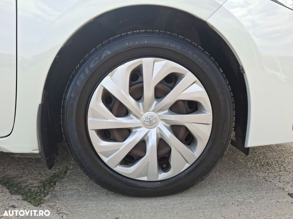 Toyota Corolla - 23