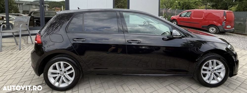 Volkswagen Golf - 14