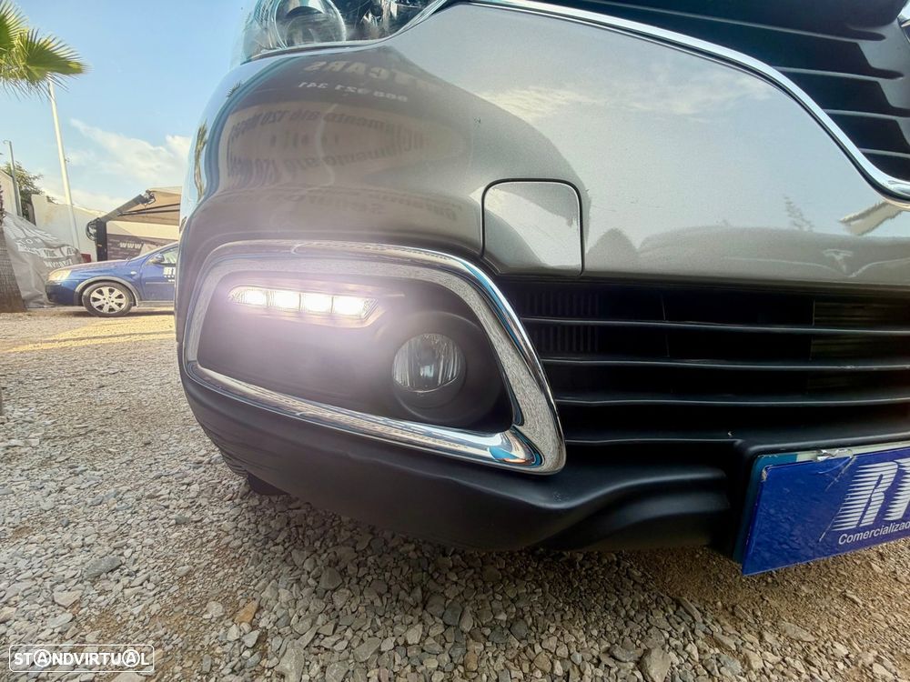 Renault Captur 1.2 TCe Exclusive EDC - 26