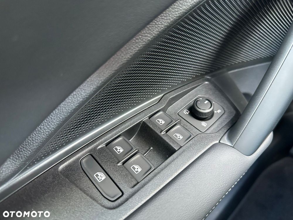 Volkswagen Tiguan 1.5 eTSI Life Plus DSG - 24
