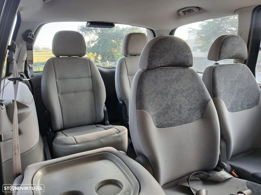 Ford Galaxy 1.9 TDi GLX - 13