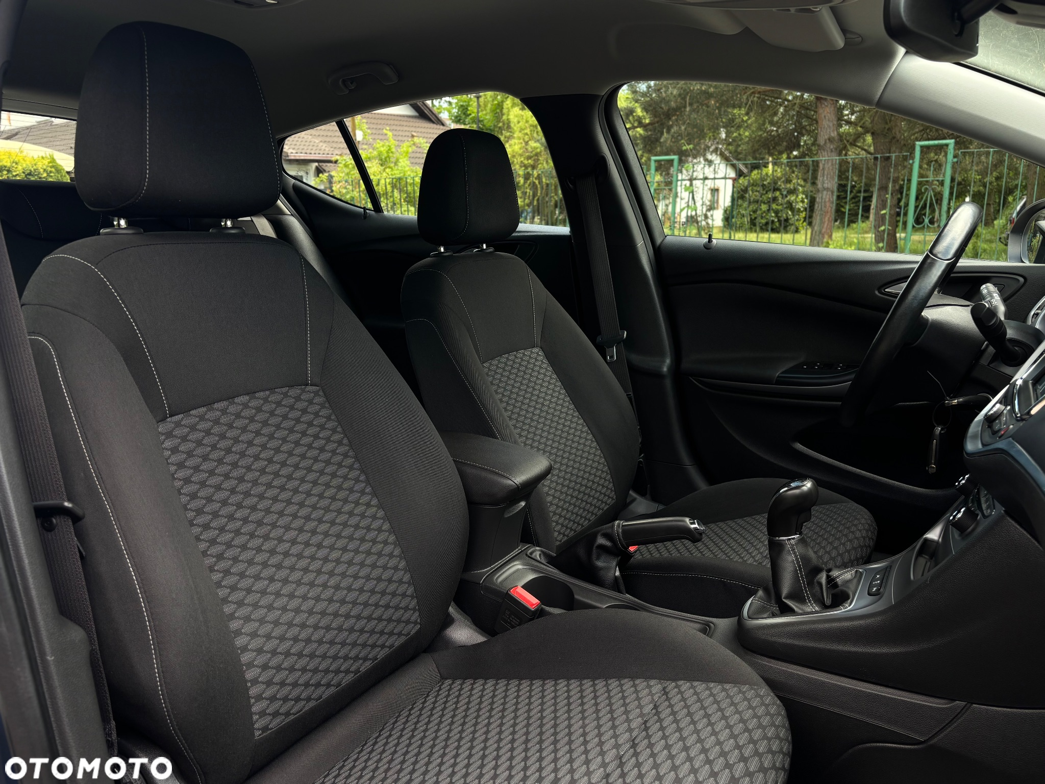 Opel Astra 1.4 Turbo Dynamic - 24