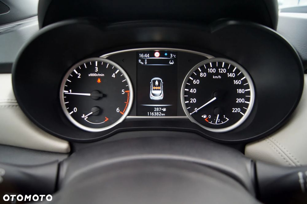 Nissan Micra 1.5 dCi Tekna - 12