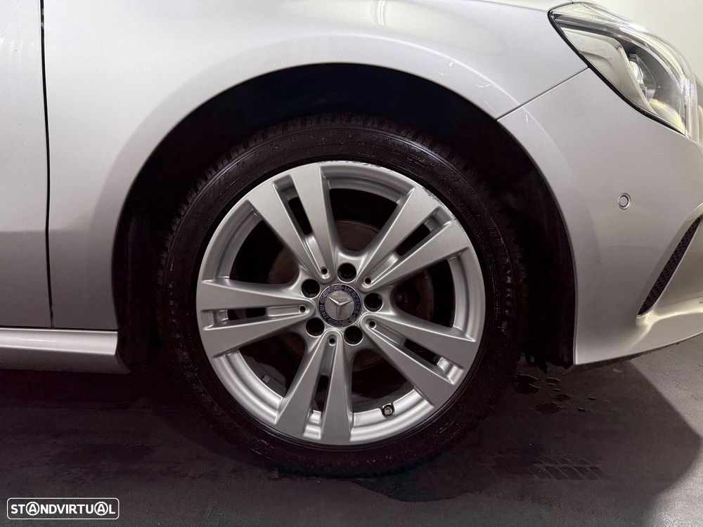 Mercedes-Benz A 180 CDi BE Edition Urban - 38