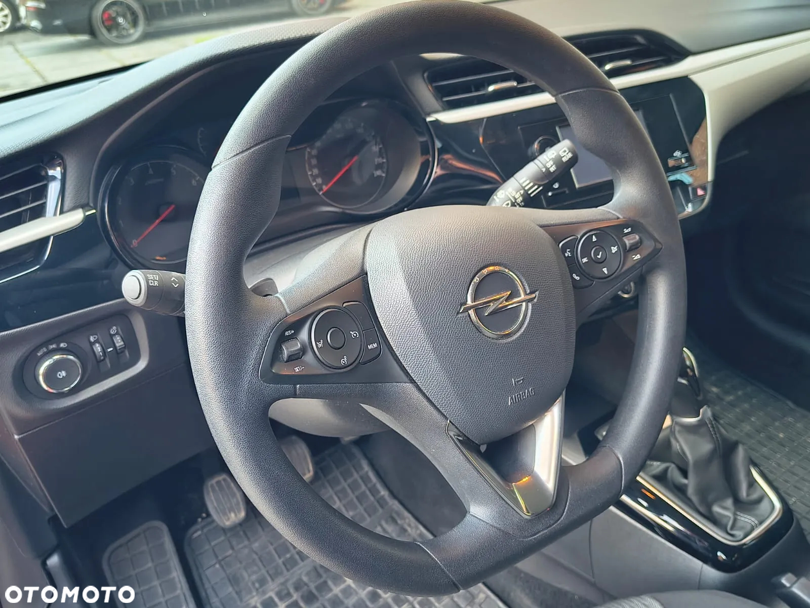 Opel Corsa 1.2 Edition S&S - 23