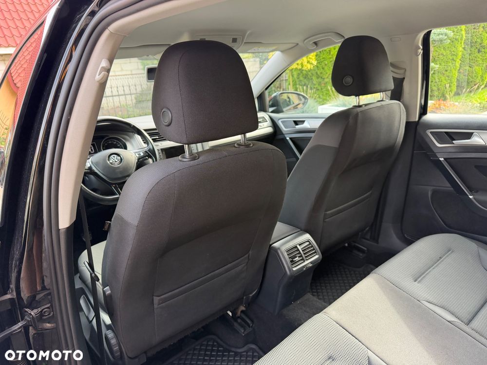 Volkswagen Golf 1.6 TDI BMT Comfortline - 11
