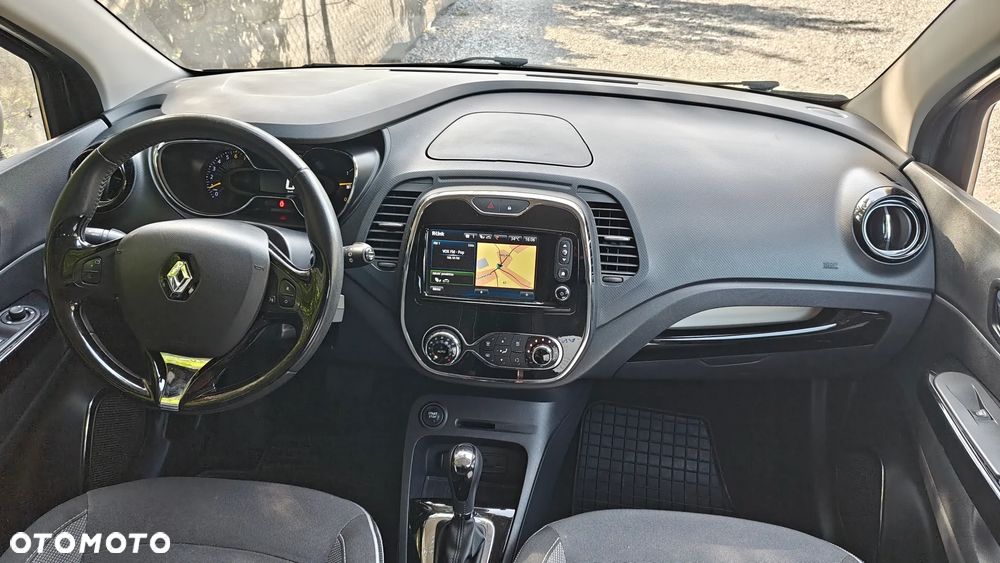 Renault Captur - 36