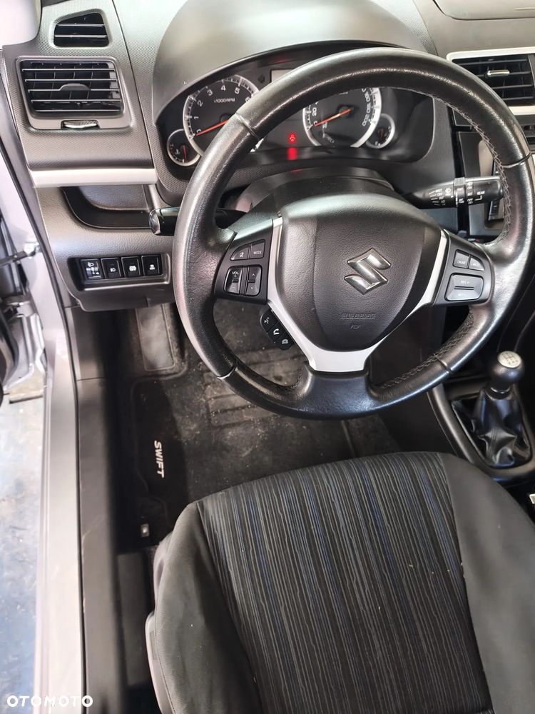 Suzuki Swift 1.2 30 Jahre - 14