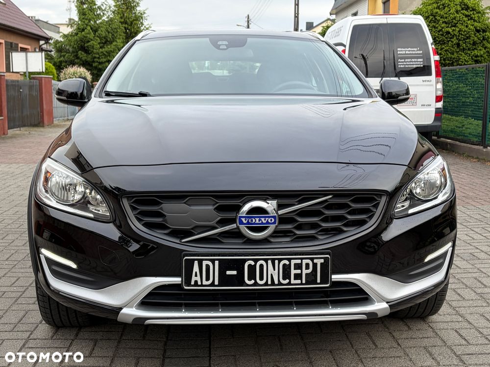 Volvo V60 Cross Country D3 Momentum - 11