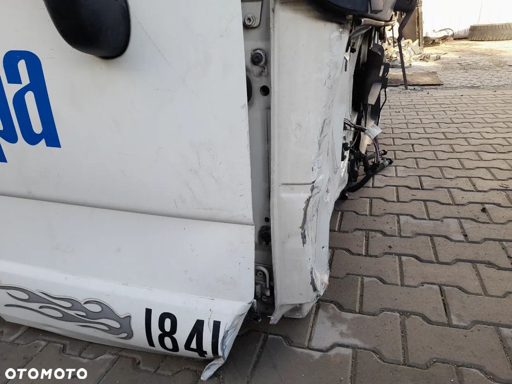 Kabina Mercedes Actros MP2 MP3 dzienna - 8
