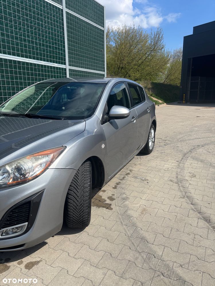 Mazda 3 2.0 Exclusive + - 2