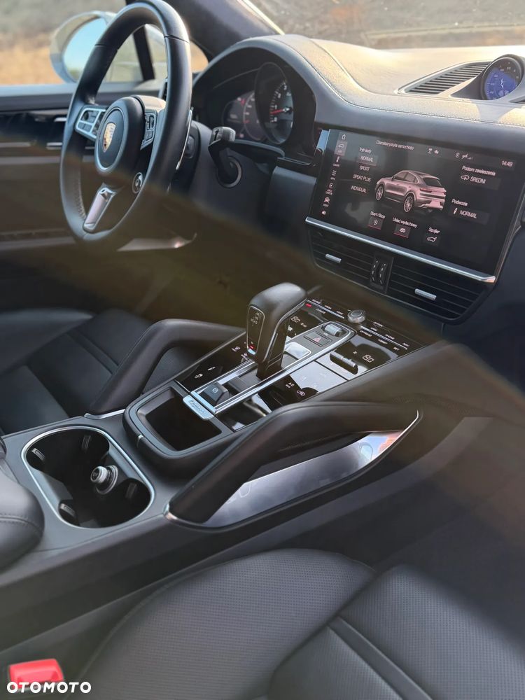 Porsche Cayenne Turbo - 22