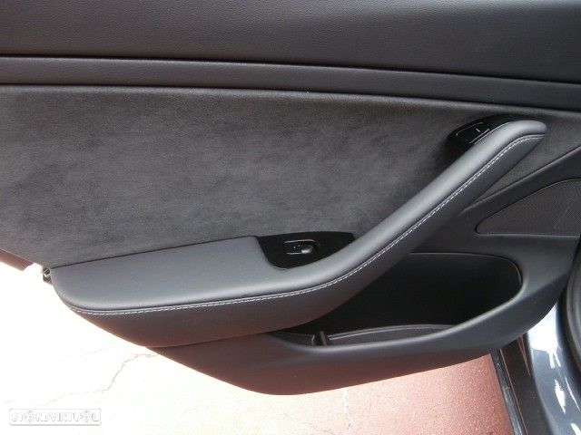 Tesla Model 3 Standard Range Plus RWD - 25