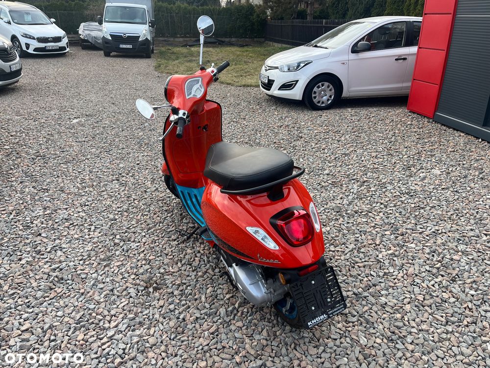 Vespa Primavera - 4