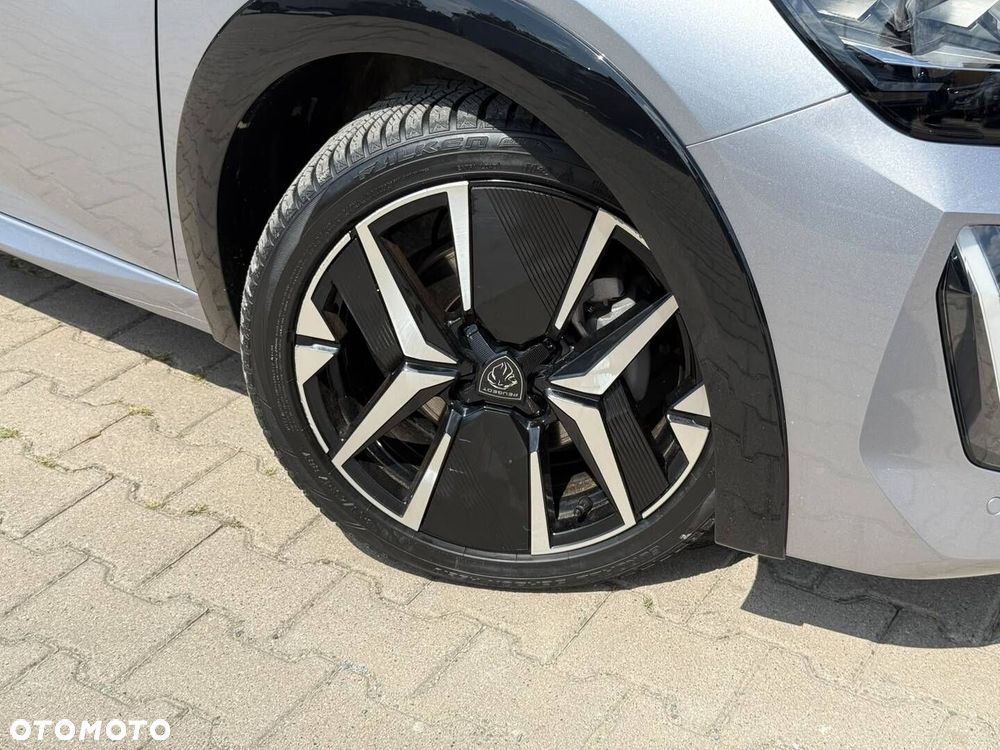 Peugeot 208 - 5