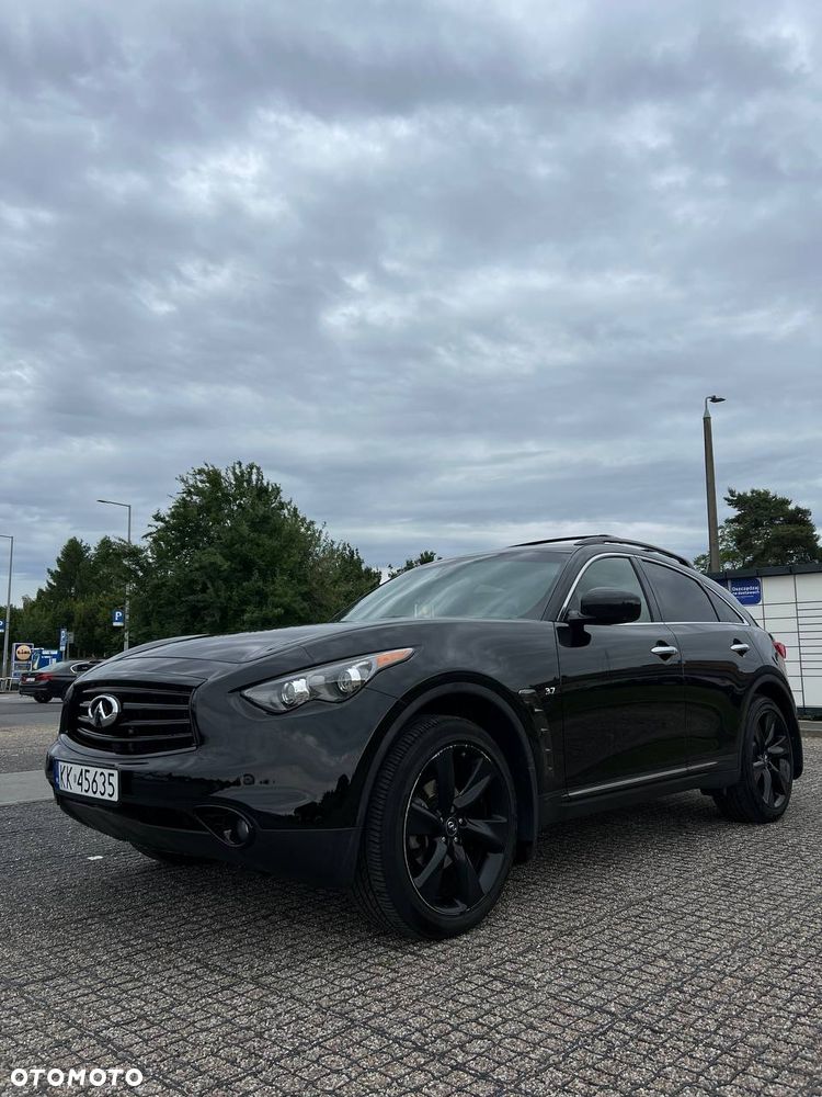Infiniti QX70 - 3