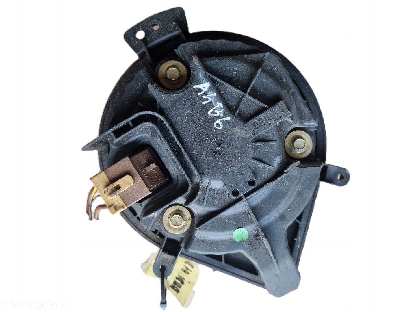 AUDI A4 B6 00-06 r. DMUCHAWA WENTYLATOR NAWIEWU VALEO + - 3