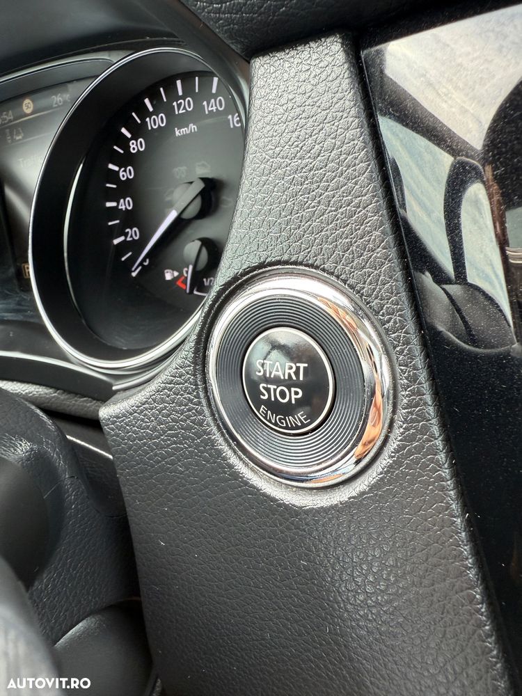 Nissan Qashqai 1.6 DCI Start/Stop X-TRONIC Tekna - 15