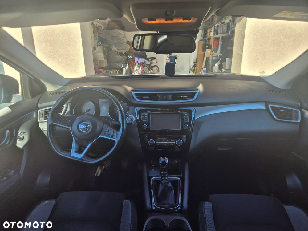Nissan Qashqai 1.2 DIG-T N-Connecta EU6 - 6