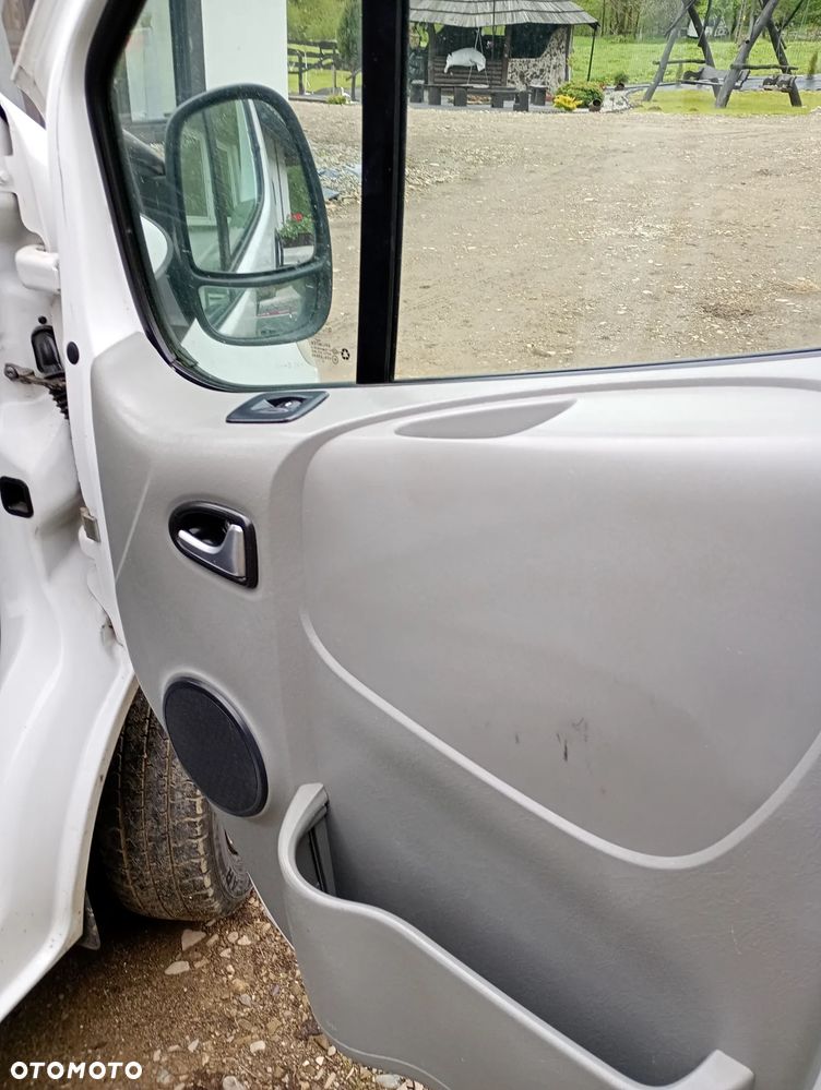 Renault Trafic - 14
