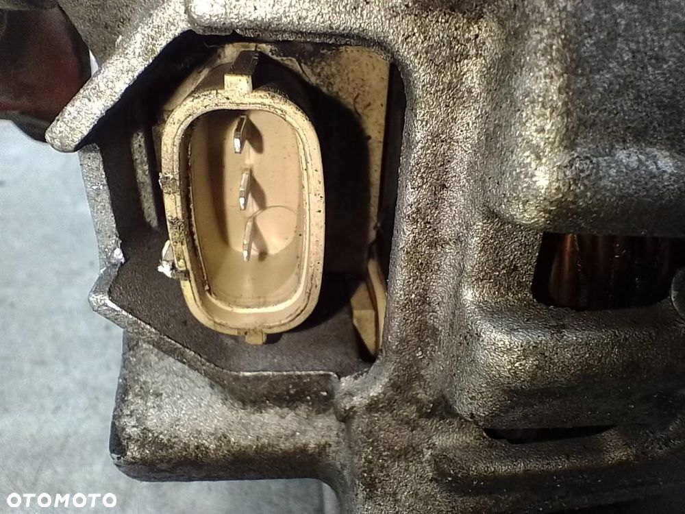 ALTERNATOR RENAULT KOLEOS I 2.0 DCI - 8