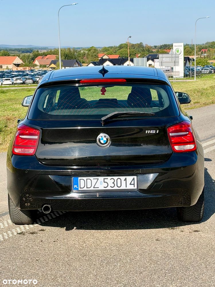 BMW Seria 1 116i Sport Line - 9