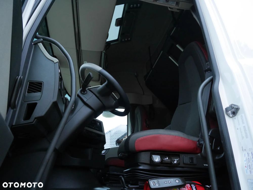 Volvo FH 4/ 460KM/ XXL / STANDARD/ EURO-6/ NISKI PRZEB. - 21