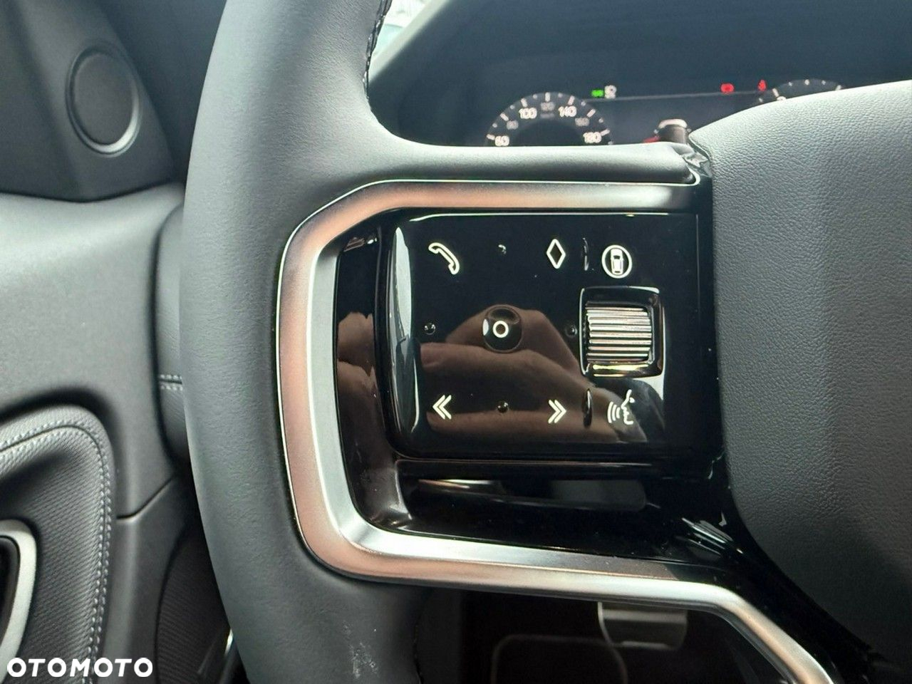 Land Rover Discovery Sport - 14