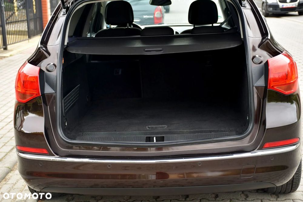 Opel Astra 1.6 Design Edition - 15