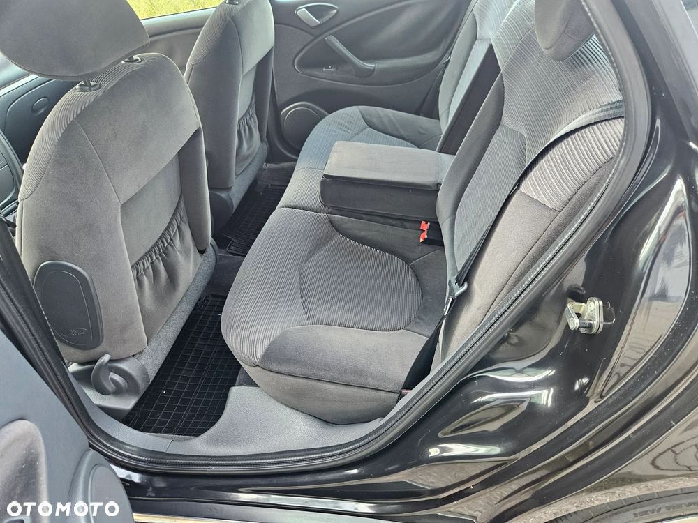 Citroën C5 2.0 16V Exclusive - 6