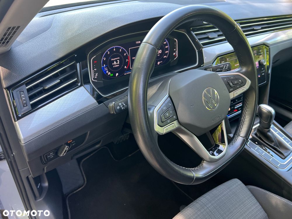 Volkswagen Passat Variant 1.5 TSI EVO Business DSG - 19