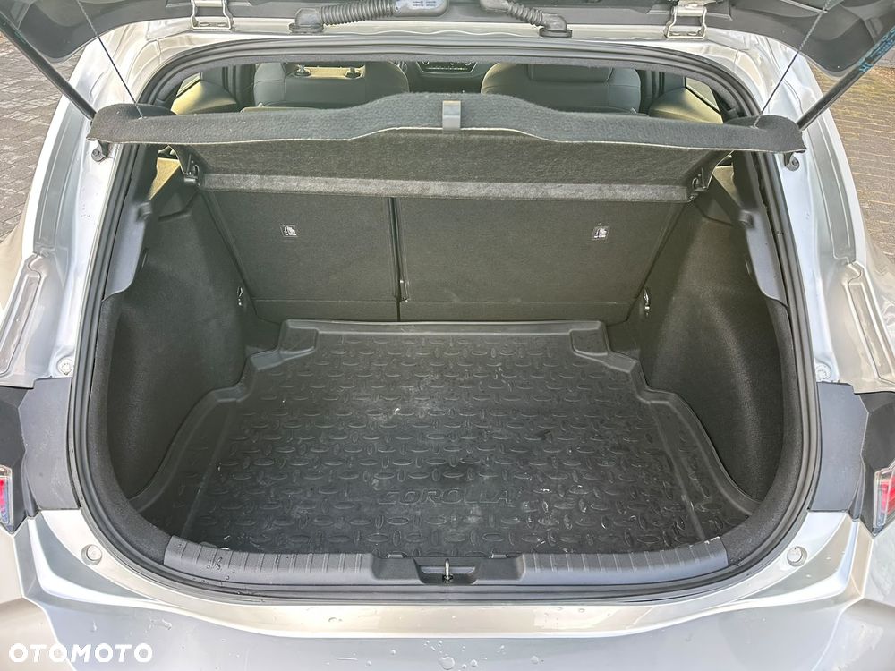 Toyota Corolla 1.8 Comfort - 22