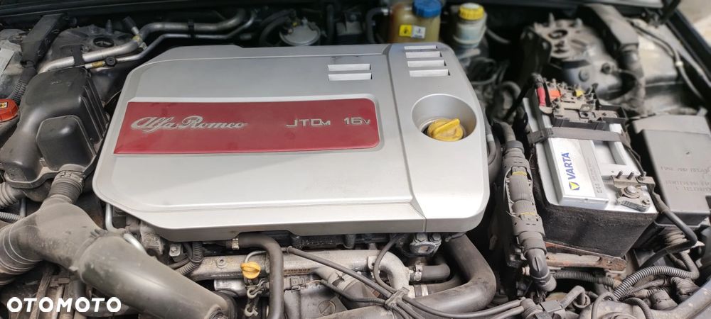 Alfa Romeo 159 1.9 JTDM 16V DPF Distinctive - 38