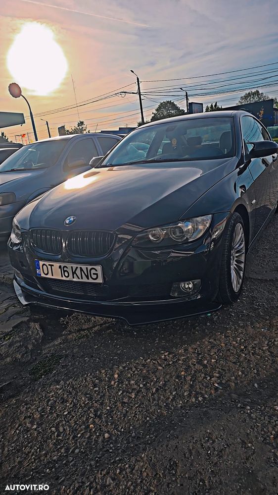 BMW Seria 3 325i - 11