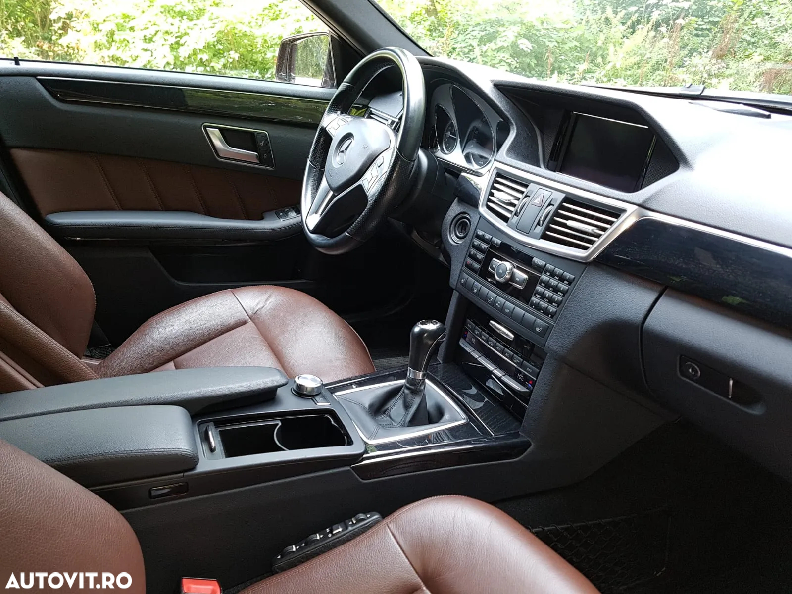 Mercedes-Benz E 220 CDI - 5