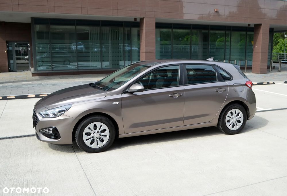 Hyundai i30 1.5 DPI Modern - 37