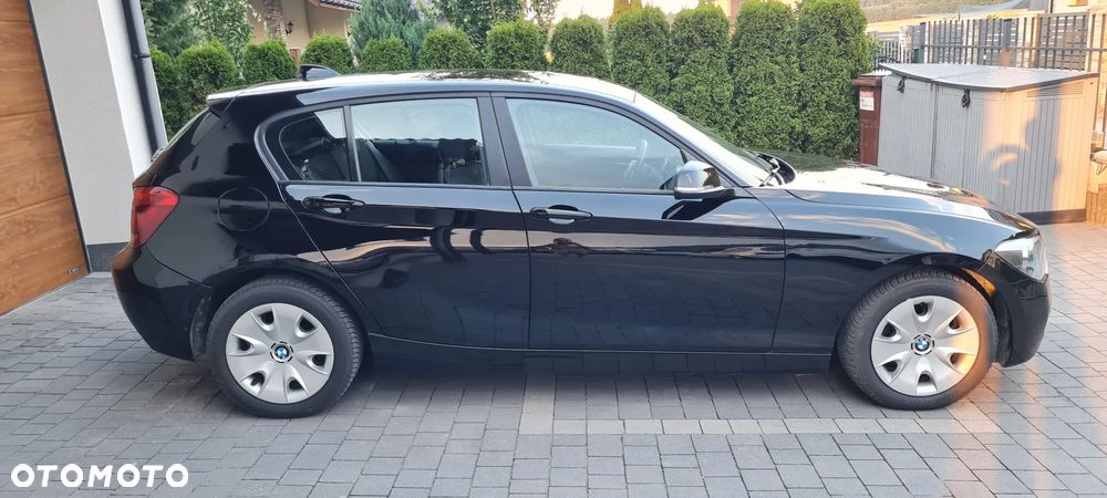 BMW Seria 1 116i - 8