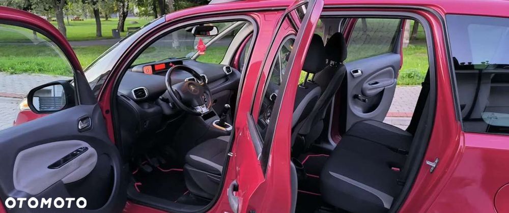 Citroën C3 Picasso 1.6 HDi Exclusive Euro5 - 4