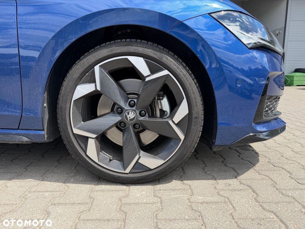 Skoda Superb 2.0 TDI SCR 4x4 Sportline DSG - 33