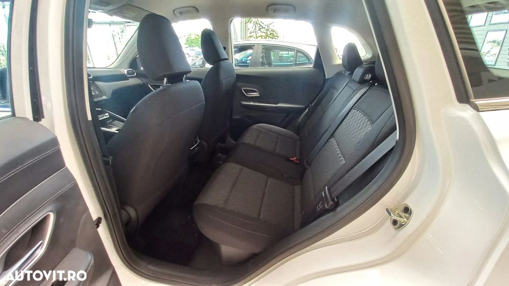 MG ZS HEV - 13