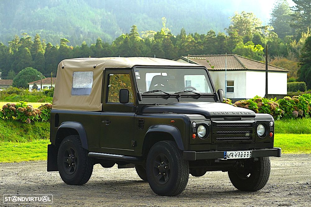 Land Rover Defender 90 SW 2.4 CRD S - 2
