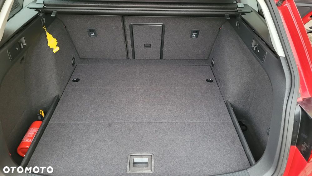 Volkswagen Golf 1.6 TDI (BlueMotion Technology) Comfortline - 29