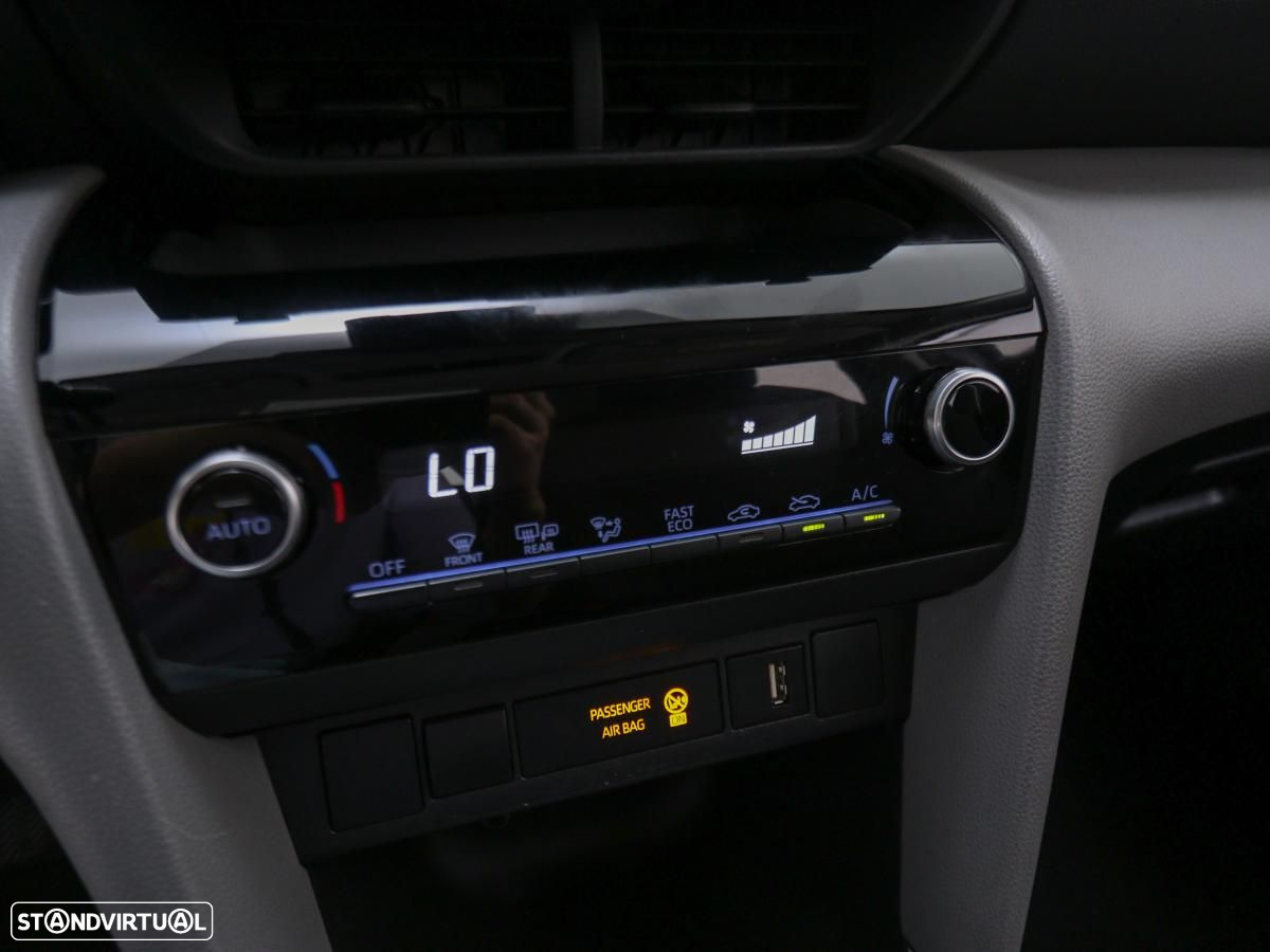 Toyota Yaris Cross 1.5 HDF Comfort - 18