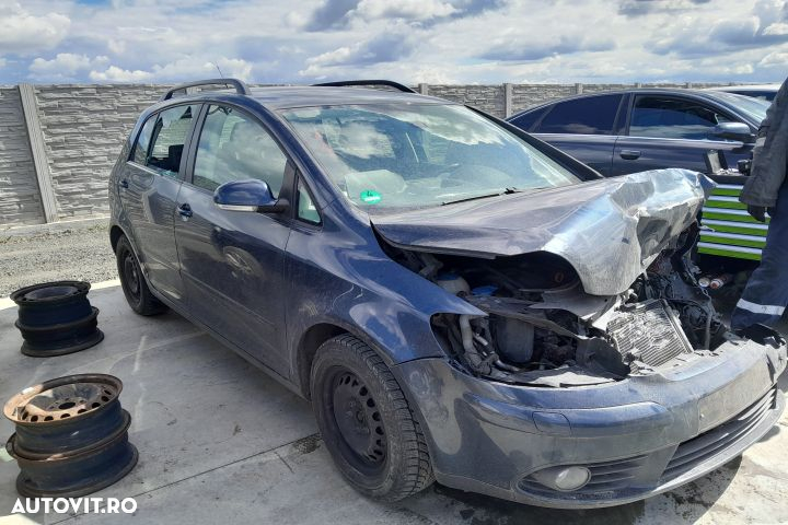 Pompa recirculare apa 1.4 caxa Volkswagen VW Golf 5 [2003 - 2009] Plu - 6