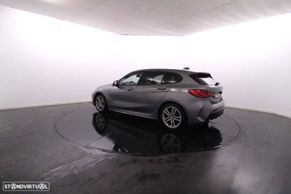 BMW 116 d Pack Desportivo M Auto - 4