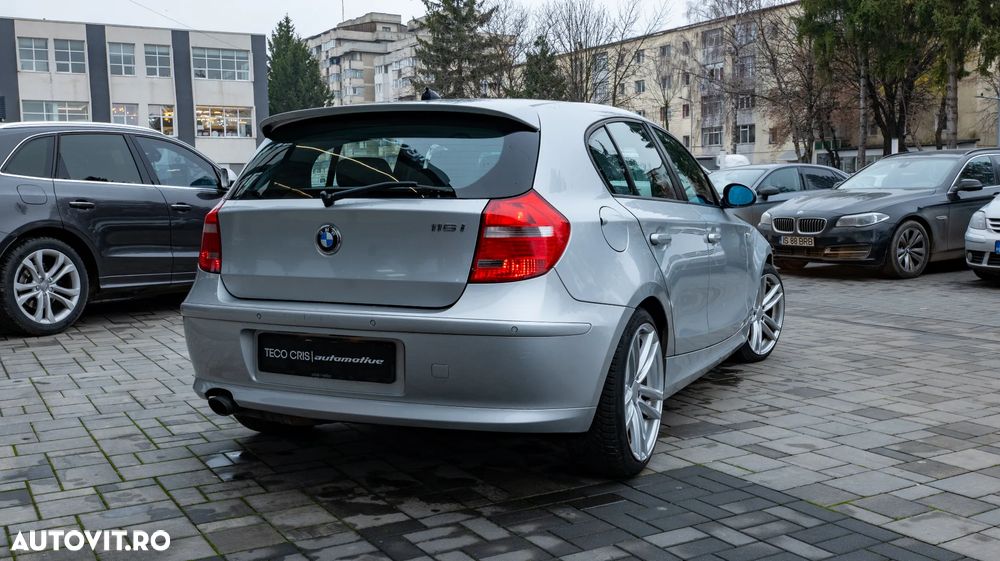 BMW Seria 1 116i - 26