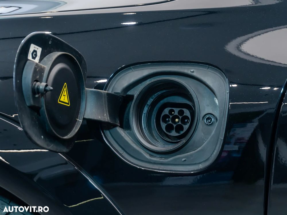 Volvo XC 60 T6 AWD Recharge Geartronic Inscription - 13